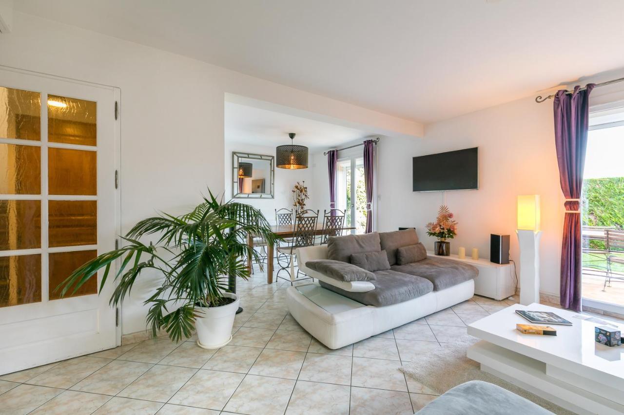 Charmante Maison Climatisee Avec Son Jardin A 5 Minutes De Dijon Saint-Apollinaire  Ngoại thất bức ảnh